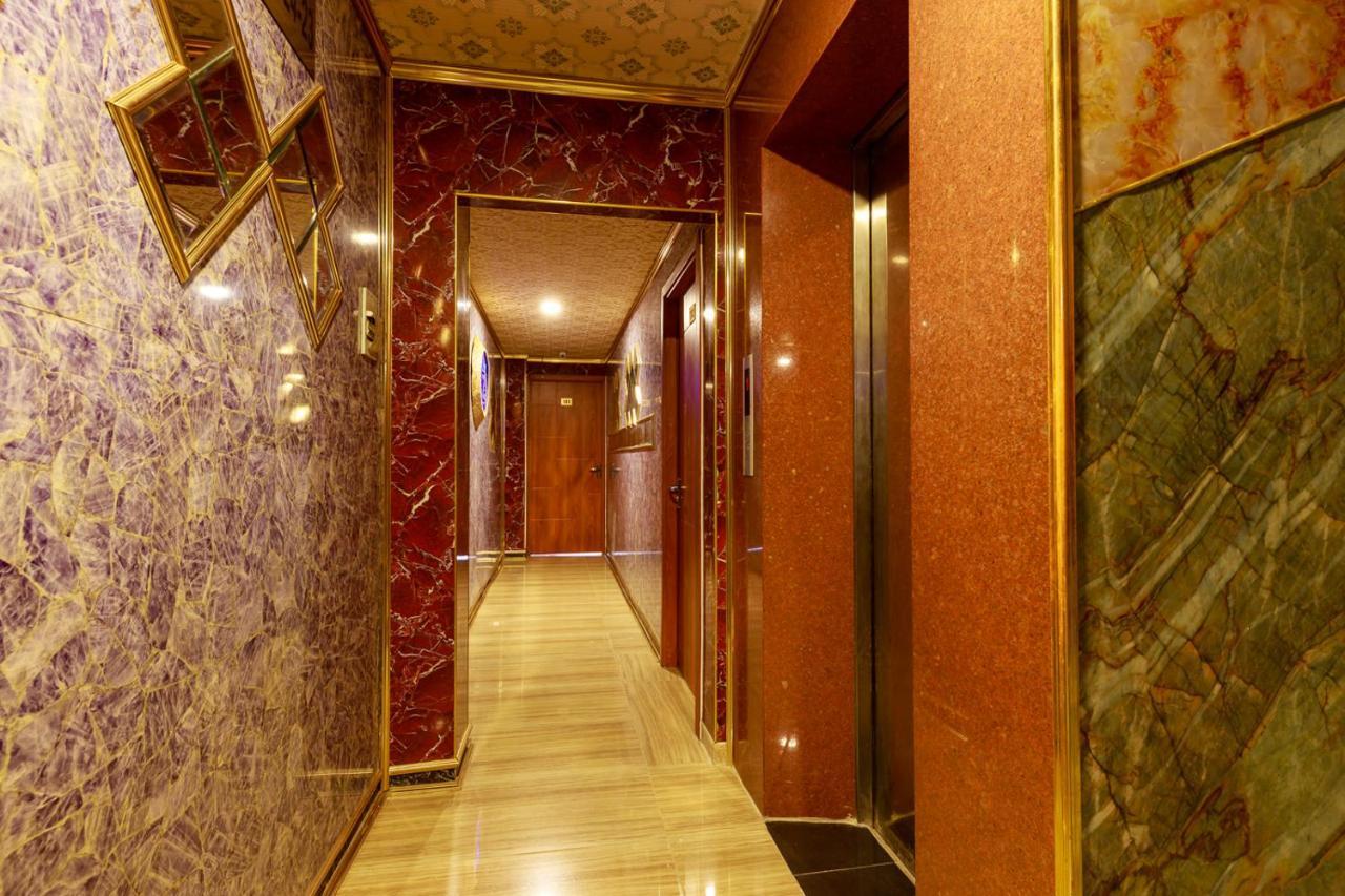 Venus Hotel & Massage - Bui Vien Walking Street Ho Chi Minh City Exterior photo